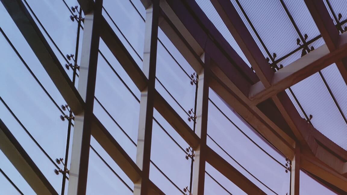 Innovative Uses of Eco-Friendly Glass